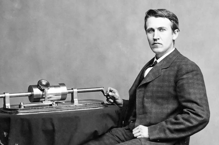 qui a inventé l'électricité