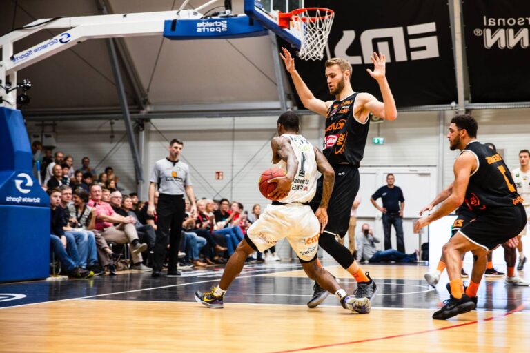 combien de temps dure un match de basket